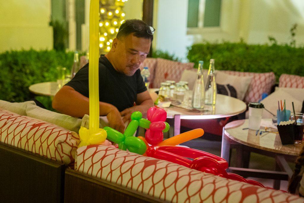 Nspyr Balloon Artist at Bloomberg Iftar Dinner